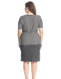 Chicwe Women's Plus Size Zigzag Printed Dress V-Neck Short Sleeves US16-26